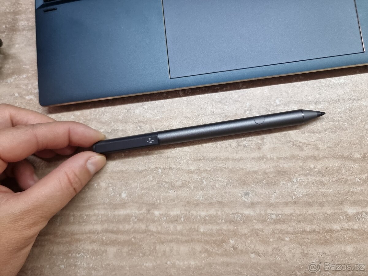 HP Spectre x360 13-ap0012nc + příslušenství - 2