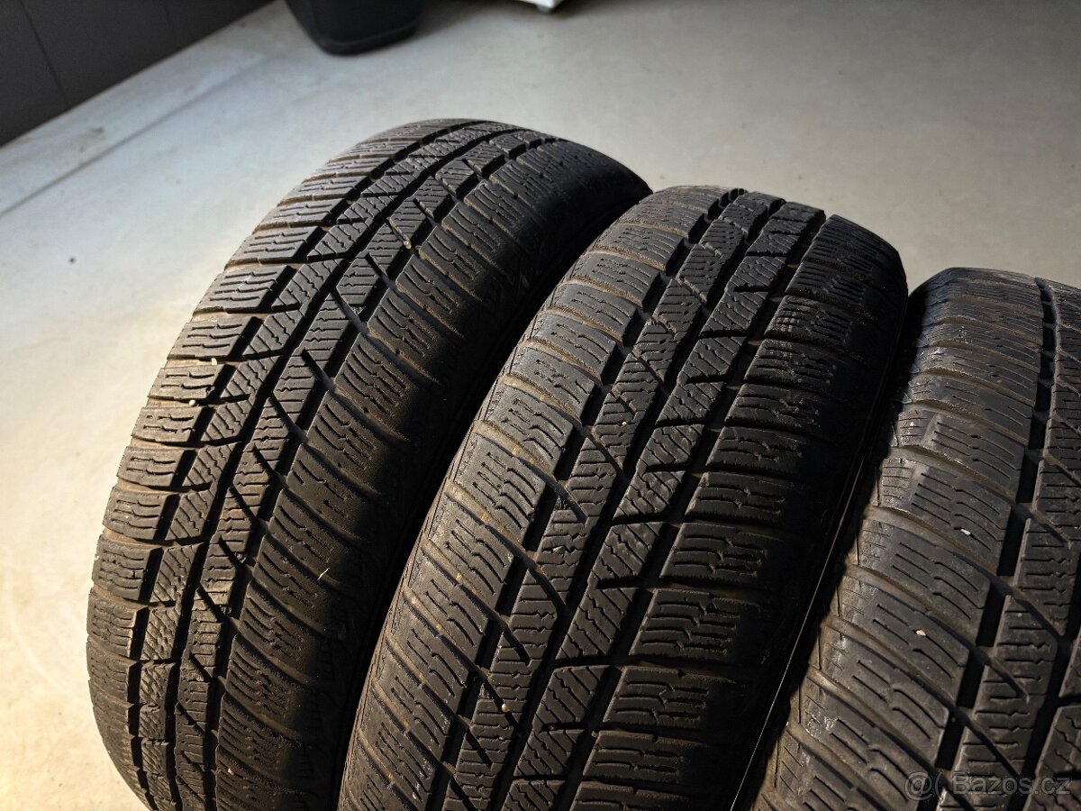 Zimní pneu Continental 215/55R17 - 2