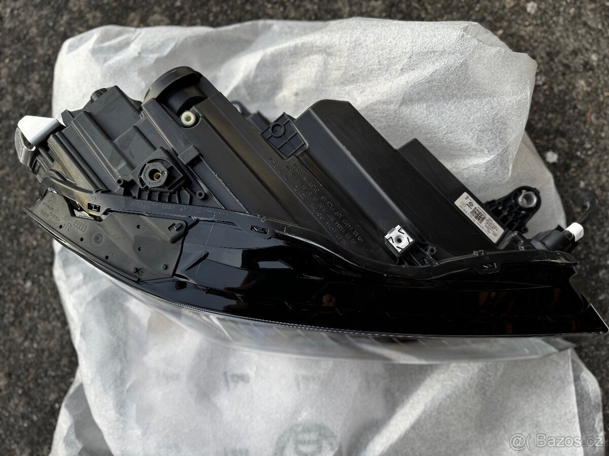 Škoda Superb IV – kompletní LED světlomet MATRIX - 2