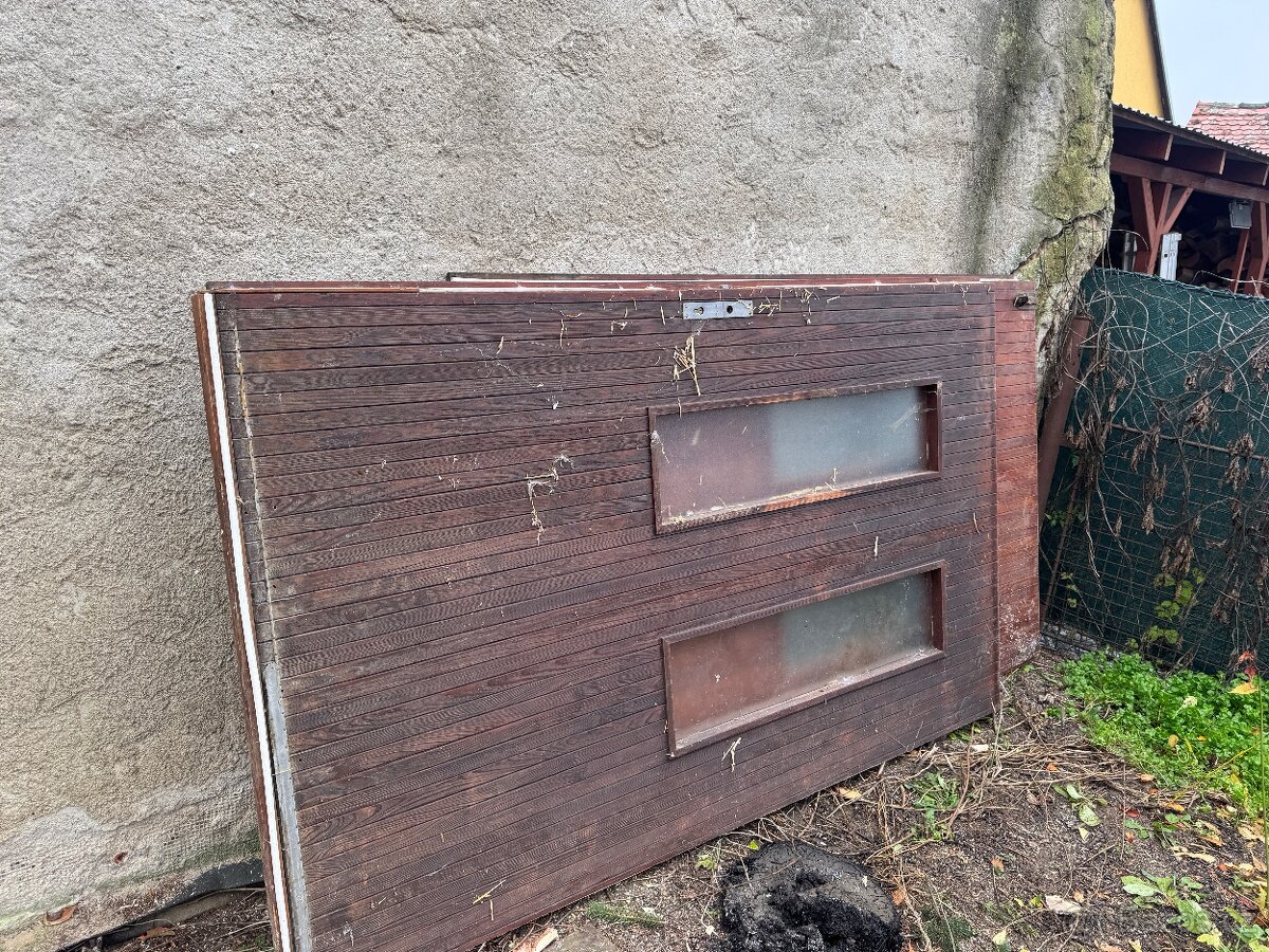 Dvoukřidllá modřínová vrata 226x280cm - 2