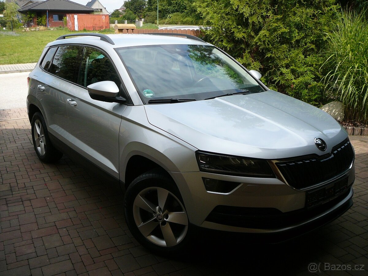 ŠKODA KAROQ 2.0 TDI 110KW 4x4 FULLLED NAV FRONT OPCPARK - 2