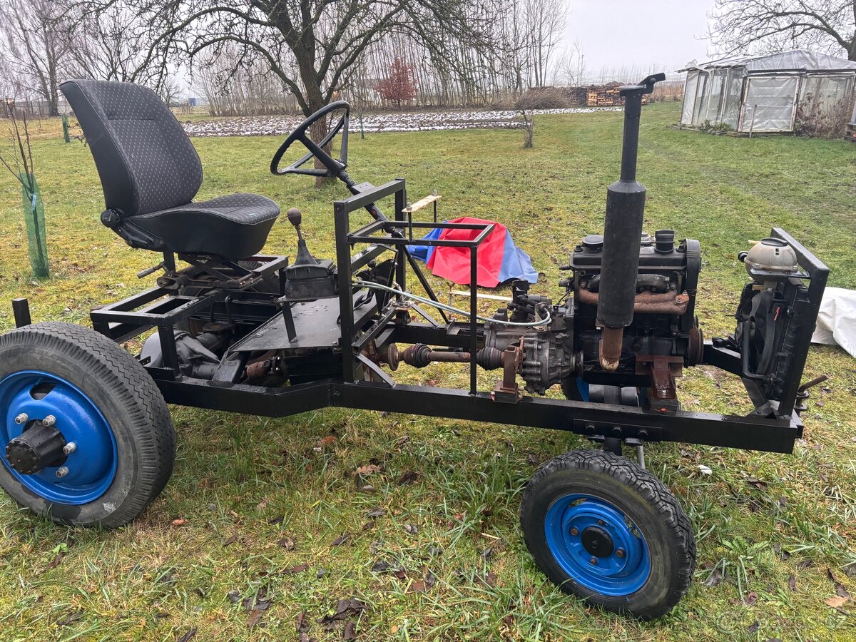 Malotraktor domácí výroby - 2
