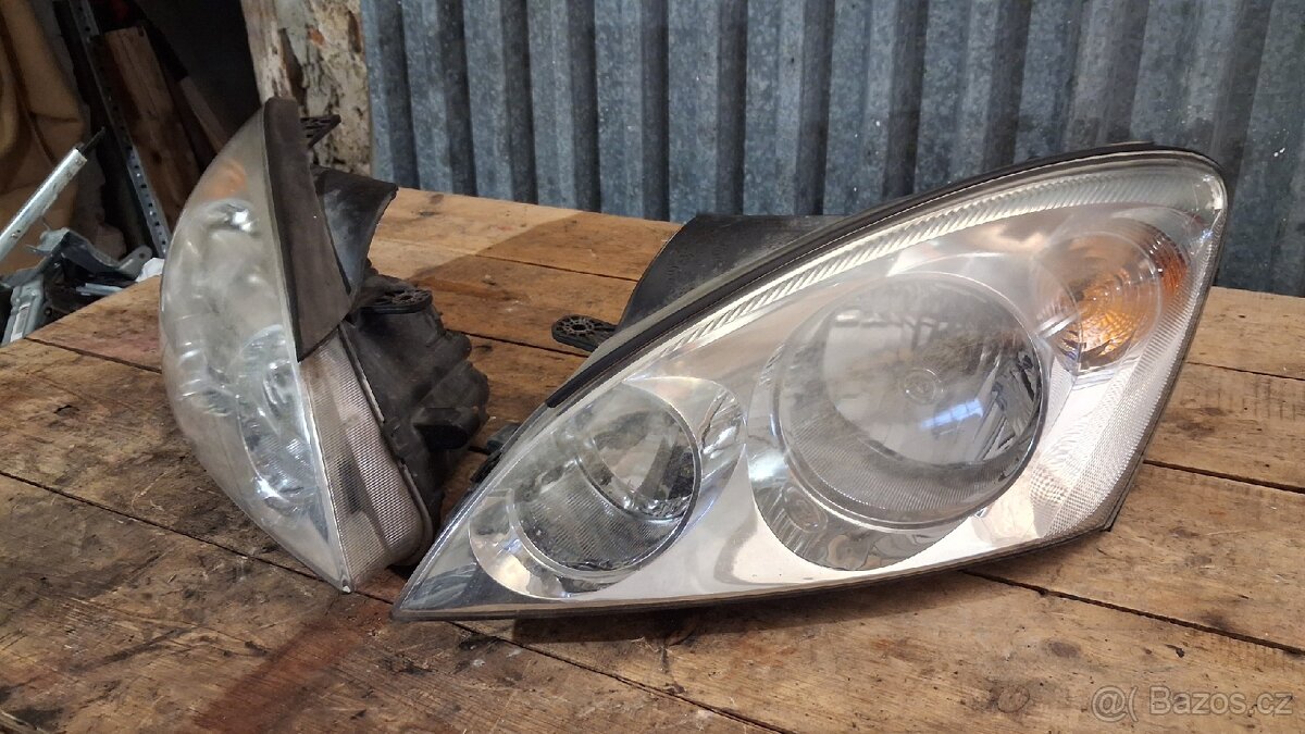 Kia ceed, přední světla - 2