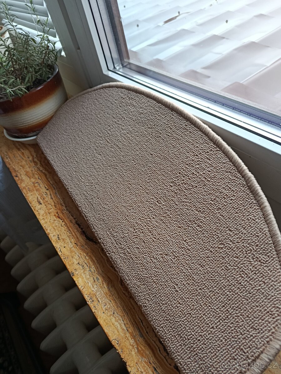Schodiště koberečky nové - 2