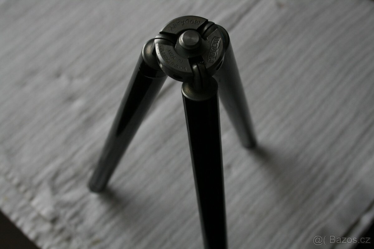 TELESKOPICKÝ STATÍV. - 2