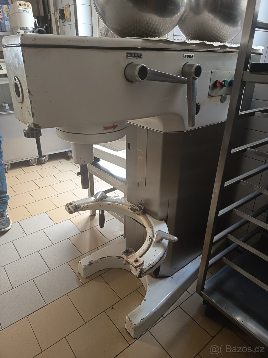 Robot RE 22 Alba - 2