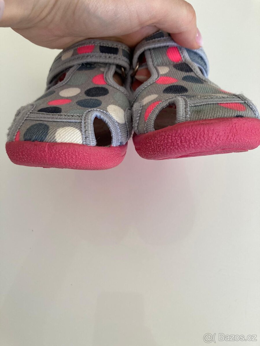 Prodám bačkůrky Renbut vel. 23 - 2