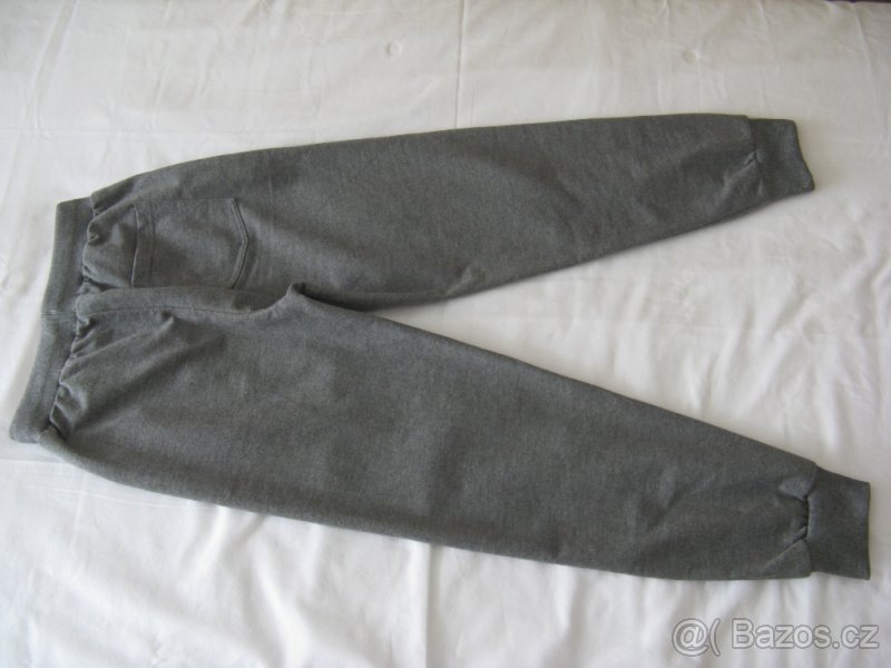 Tepláky vel.146 - 2