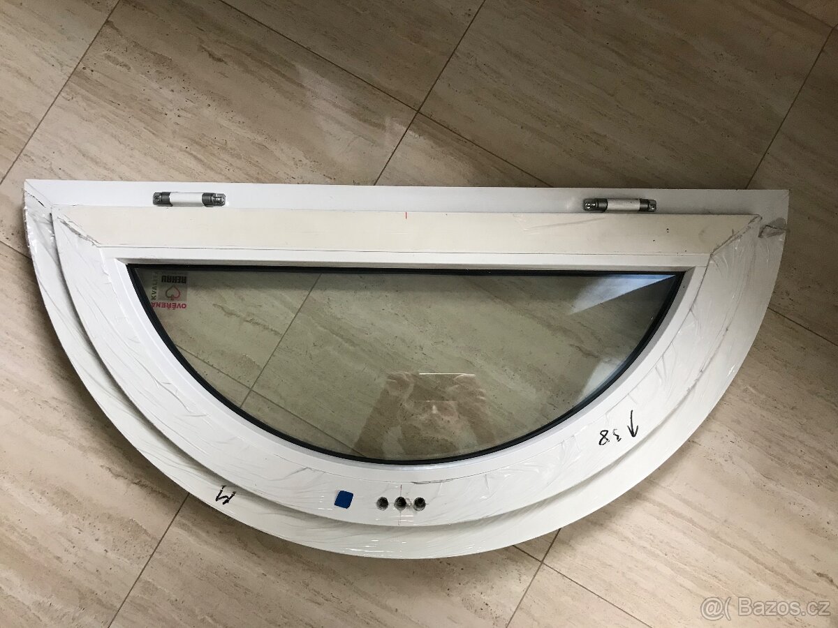 REHAU OKNA, prodám 4 x okna REHAU - 2