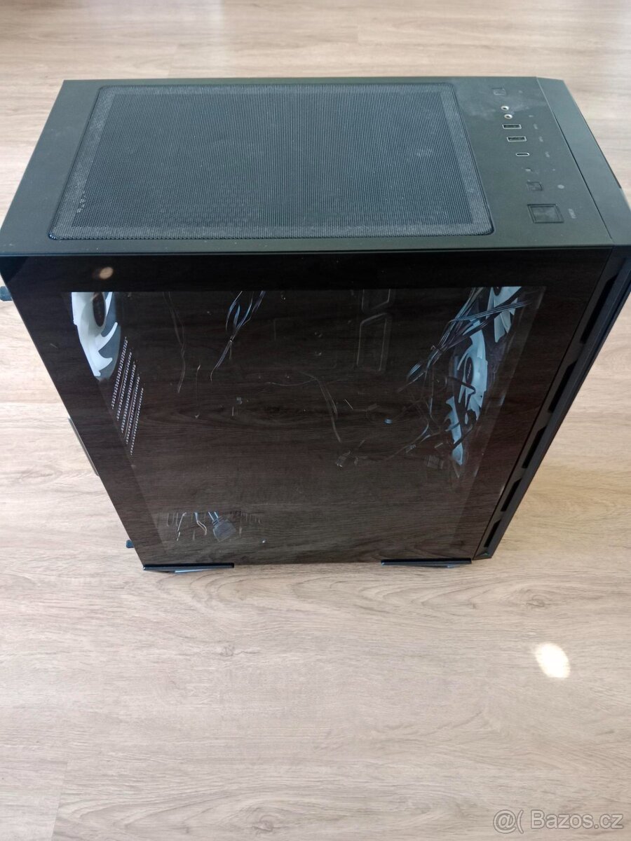 MSI skříň MPG GUNGNIR 110R - 2