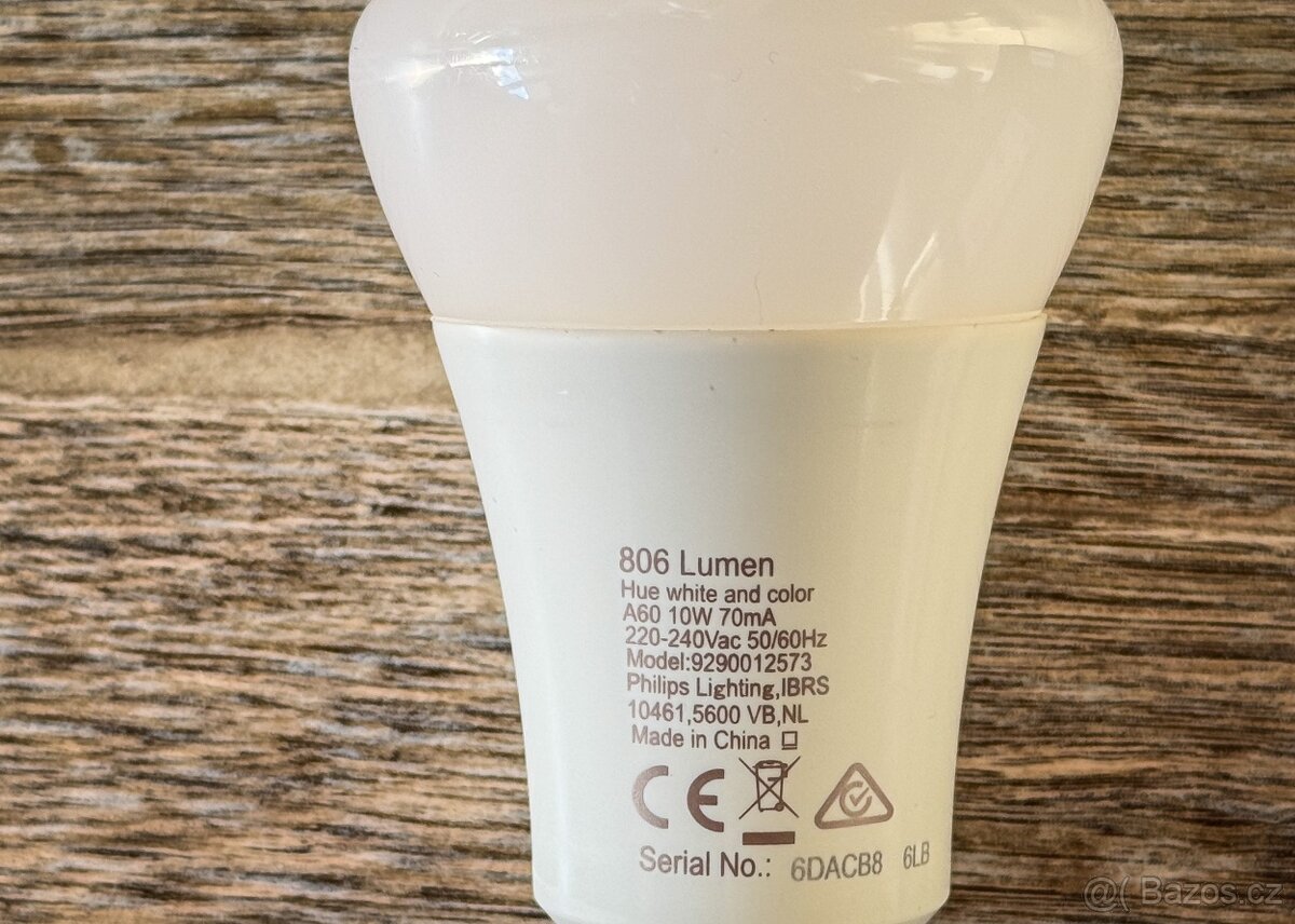 barevná žárovka Philips Hue - White and color ambience (E27) - 2