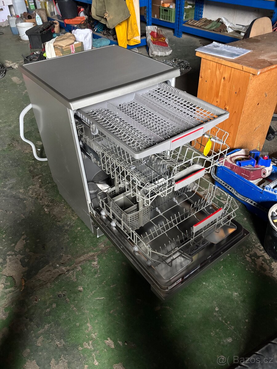 myčka Bosch SMS46KI01E - 2