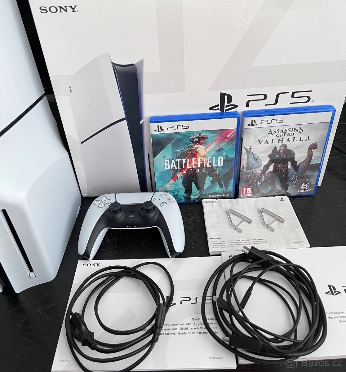 PS5 1TB Slim s mechanikou + hry Super stav - 2
