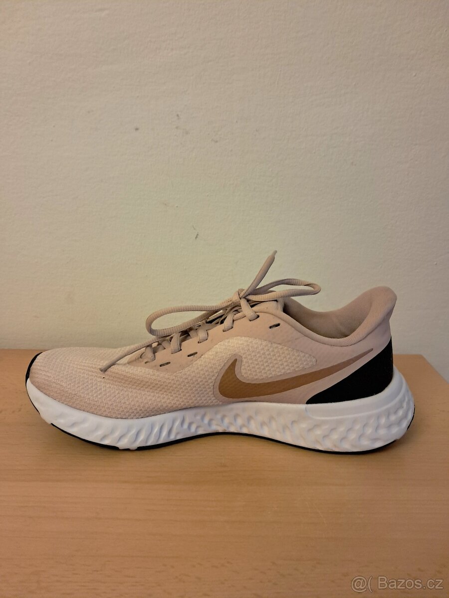 Tenisky Nike 41 - 2