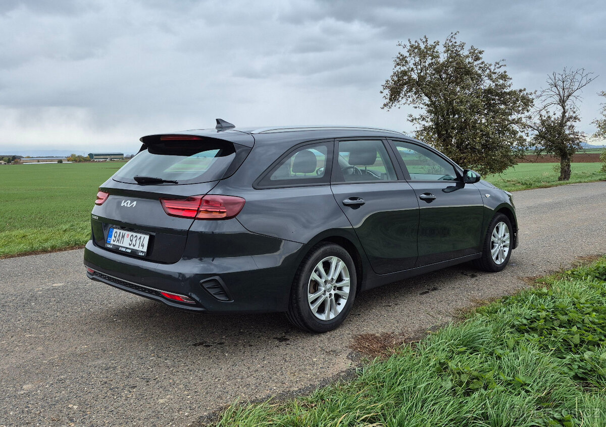 Kia Ceed kombi 1,5 TGDi 118kw, tažné, MY2023, CZ - 2