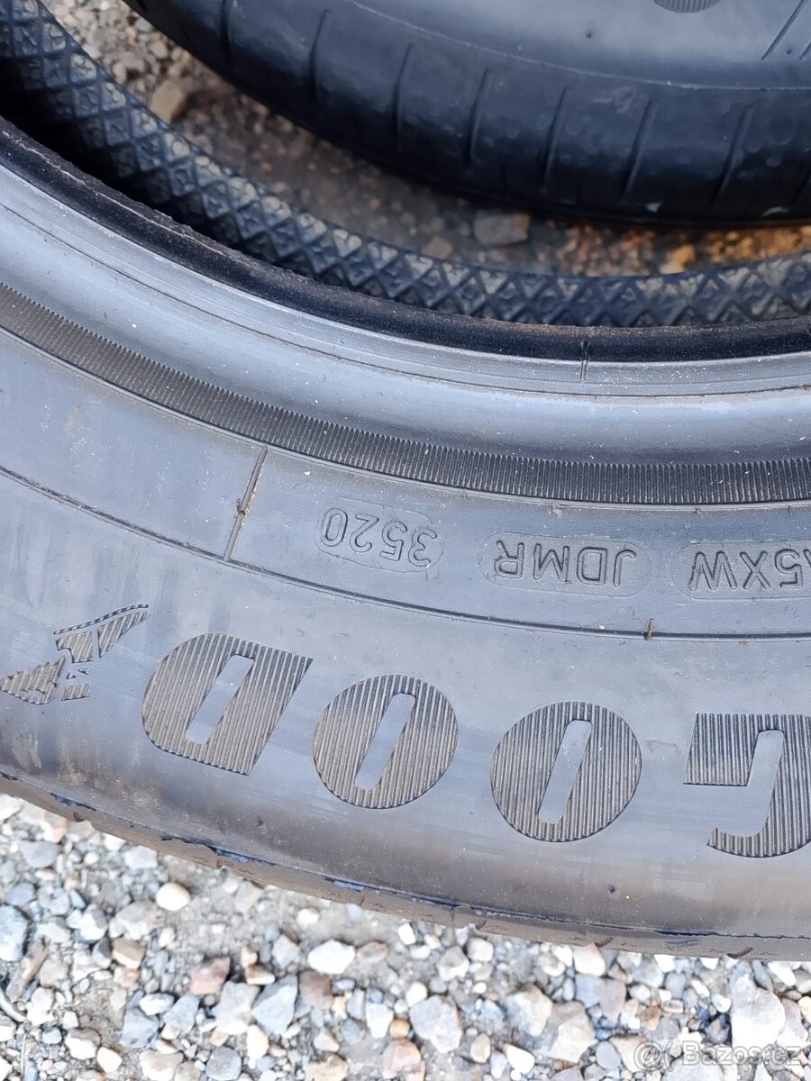 205/60/16 92v Goodyear - letní pneu 2ks - 2