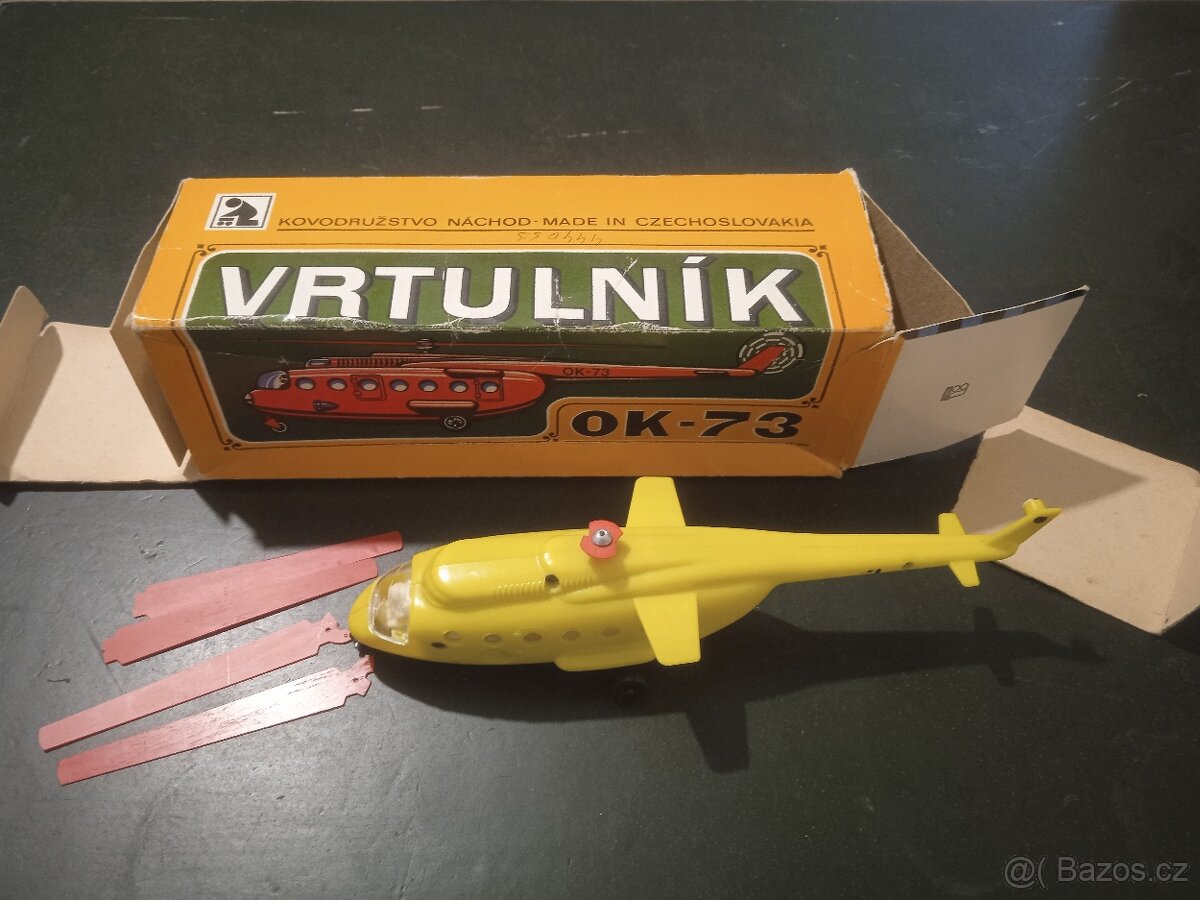 RETRO HRAČKA VRTULNÍK OK-73 - 2