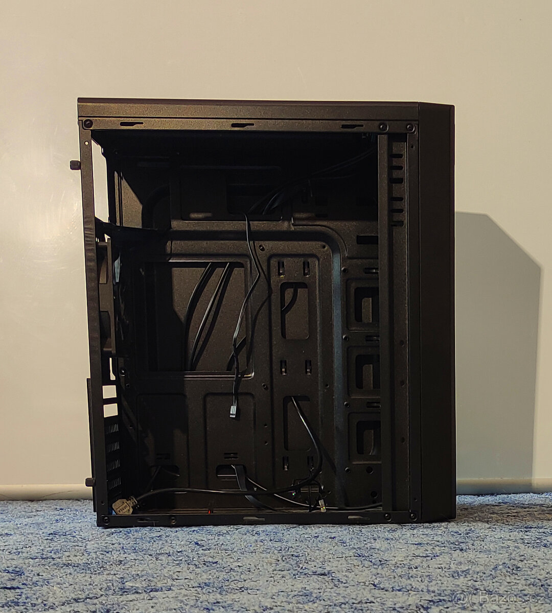 Počítačová skříň, Zalman T6 černá - 2