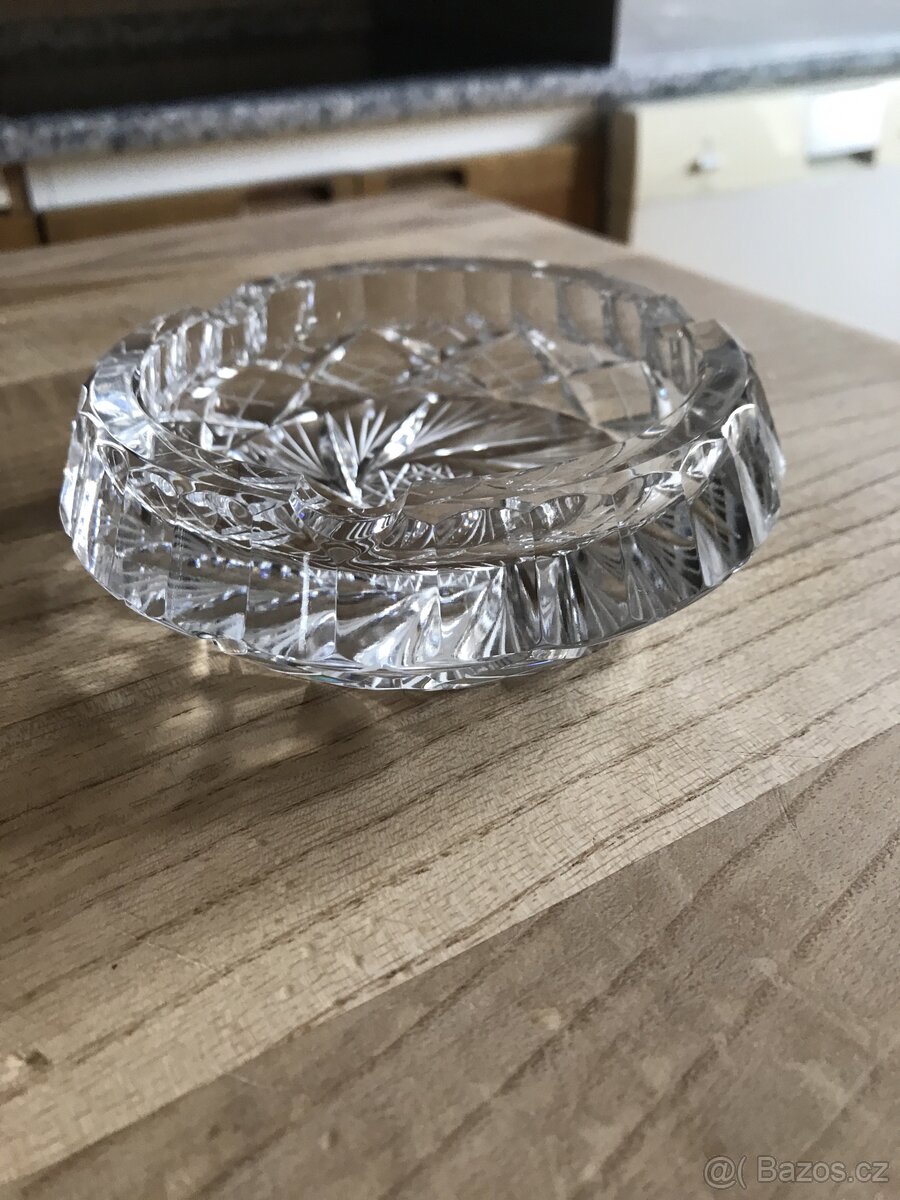 Brousene české sklo, stylové keramické hrnky - 2