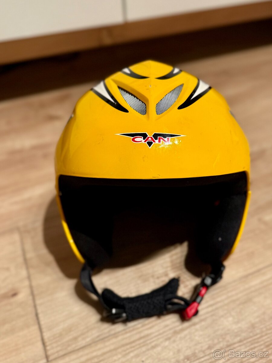 Detska lyzarska helma - 2