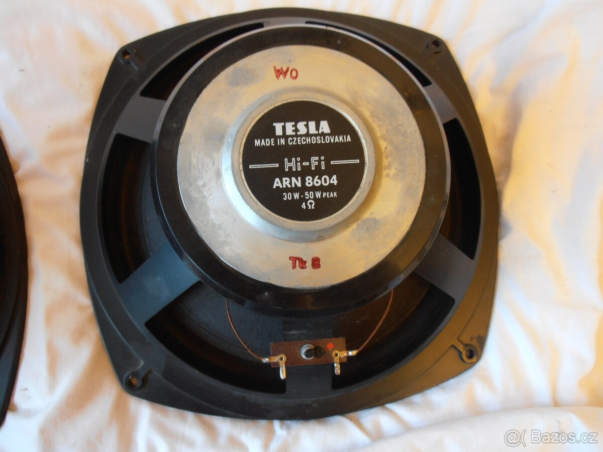 ARN 8604 basové reproduktory - 2