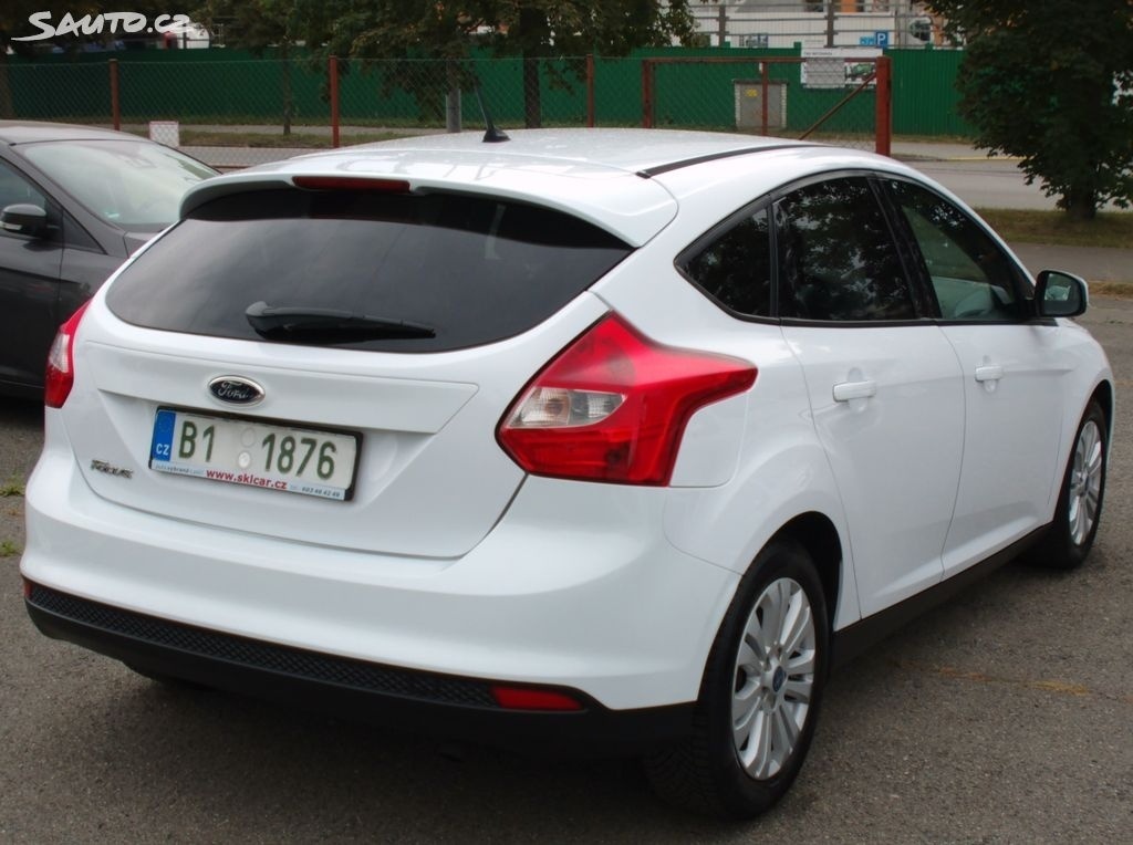 Ford Focus 1,6 16V vyhřív.sed,park.kamera,AndroidAuto,92kw - 2