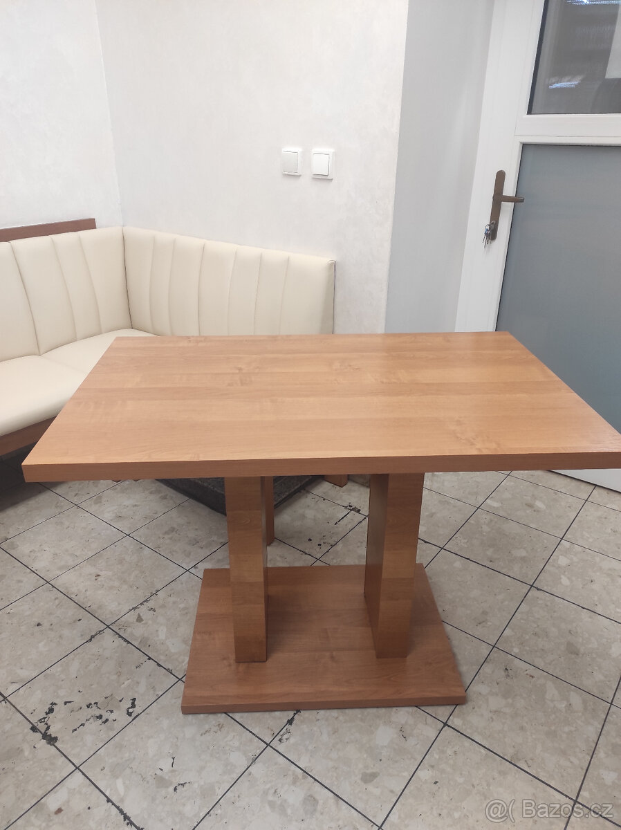 Rohový set, stůl, taburet - 2