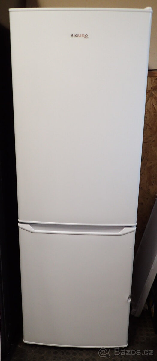 Lednice Siguro BF-C241W Essentials nové čti... - 2