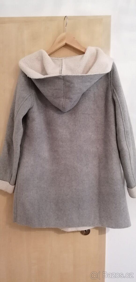 Dámský kabát Stradivarius vel L - 2
