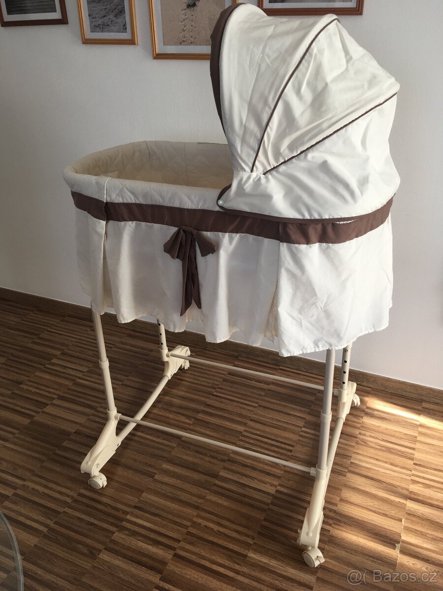 Přenosná postýlka pro miminko - 2