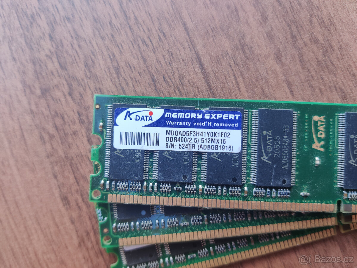 2× 512MB DDR400 RAM A-DATA (PC3200) do stolního počítače - 2