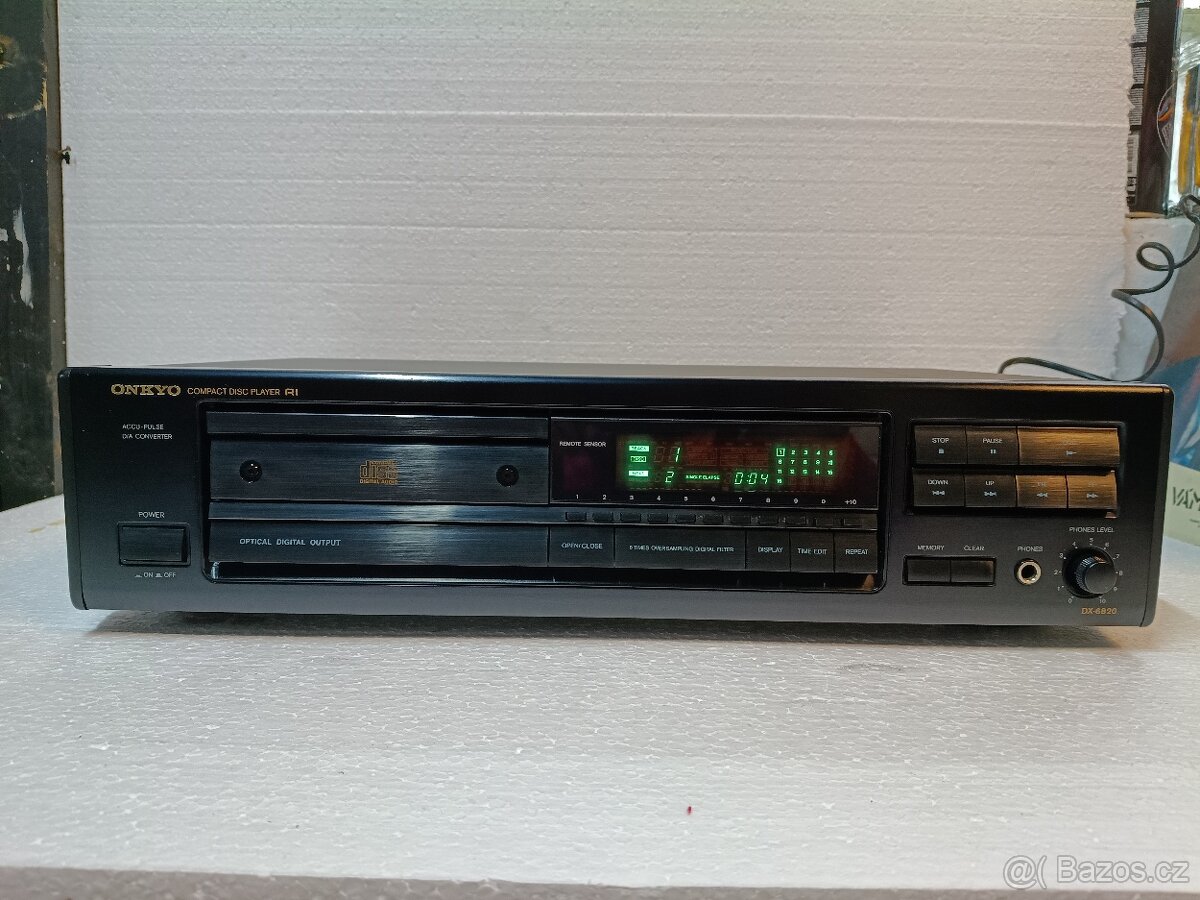 Onkyo DX-6820 CD přehrávač - 2
