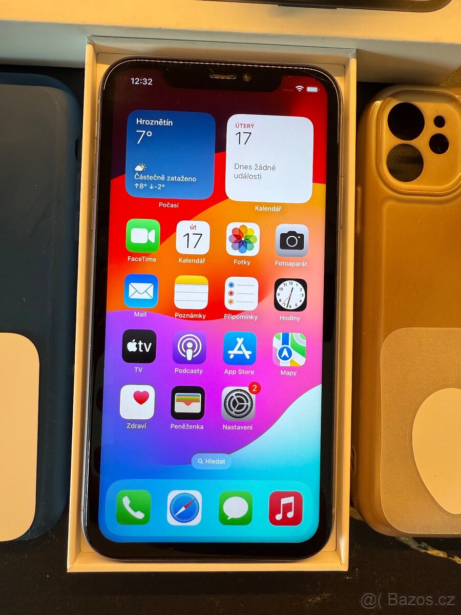 iPhone 11 - 256gb + příslušenství - 2