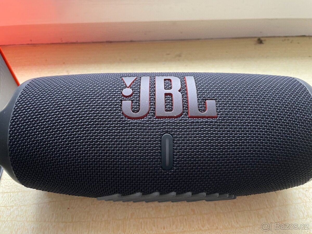 Jbl Charge 5 v záruce - 2
