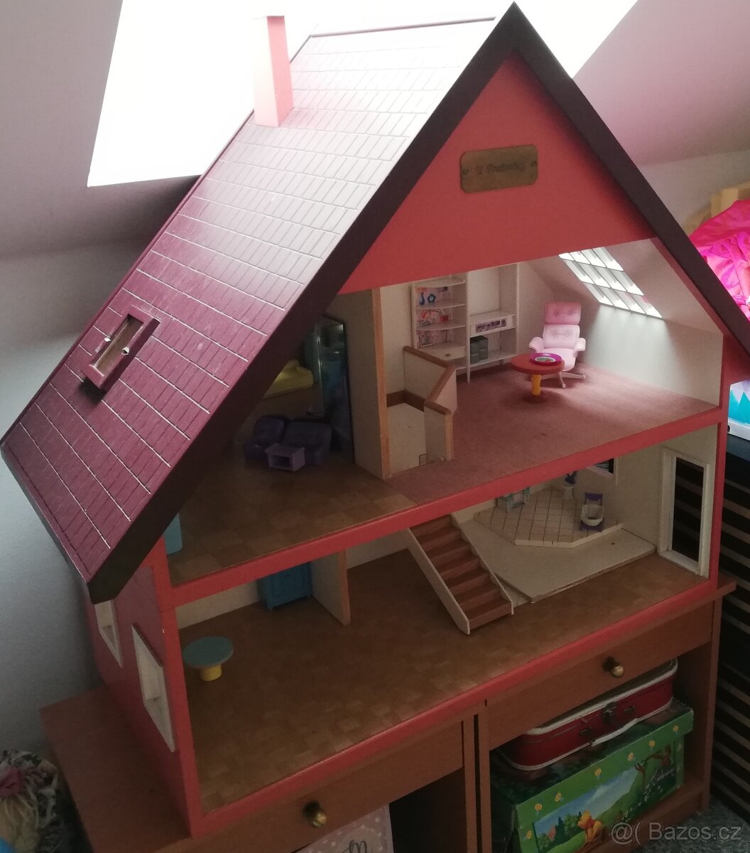 Domeček pro panenky - 2