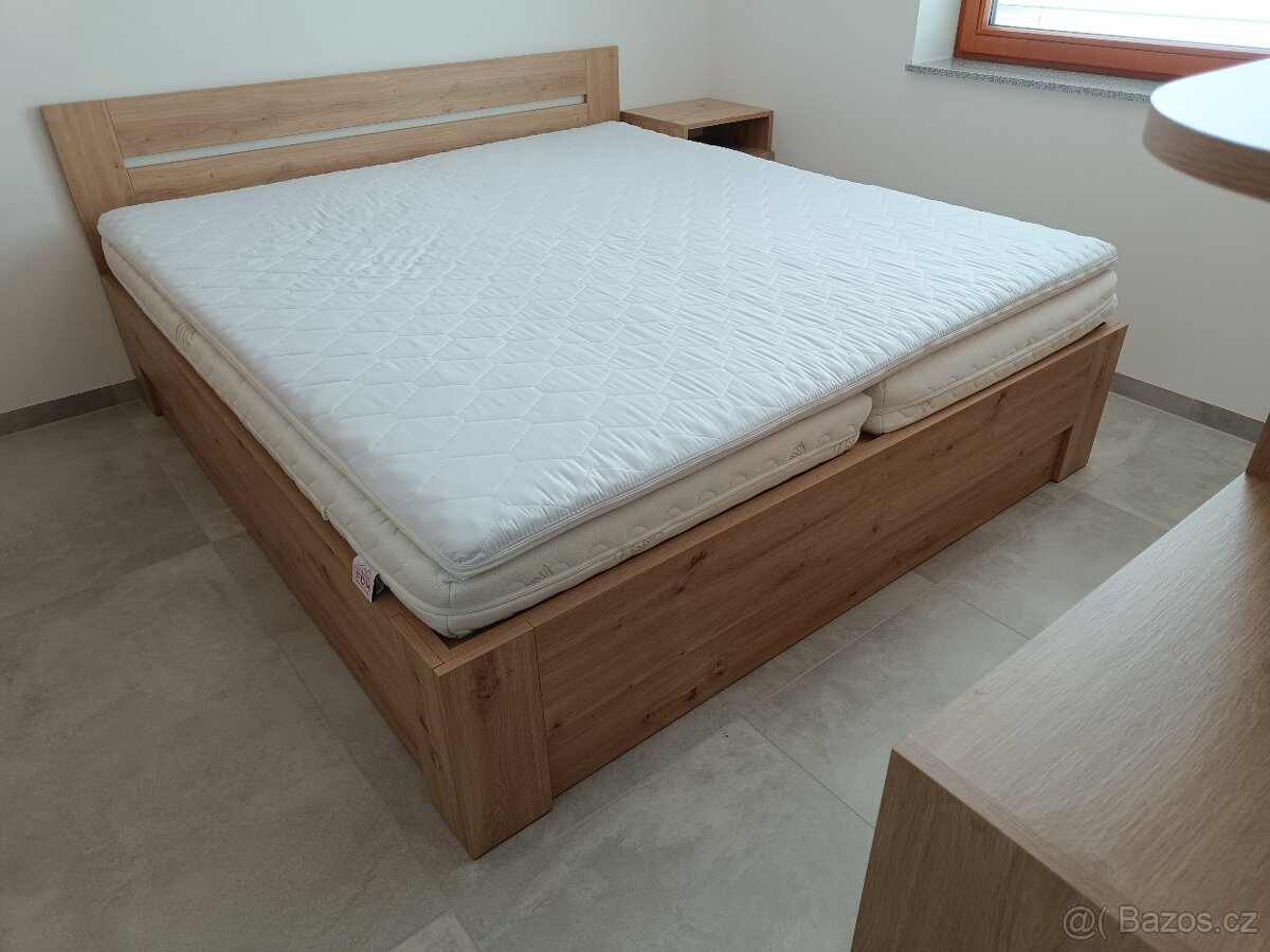 Postel s úložným prostorem - 2