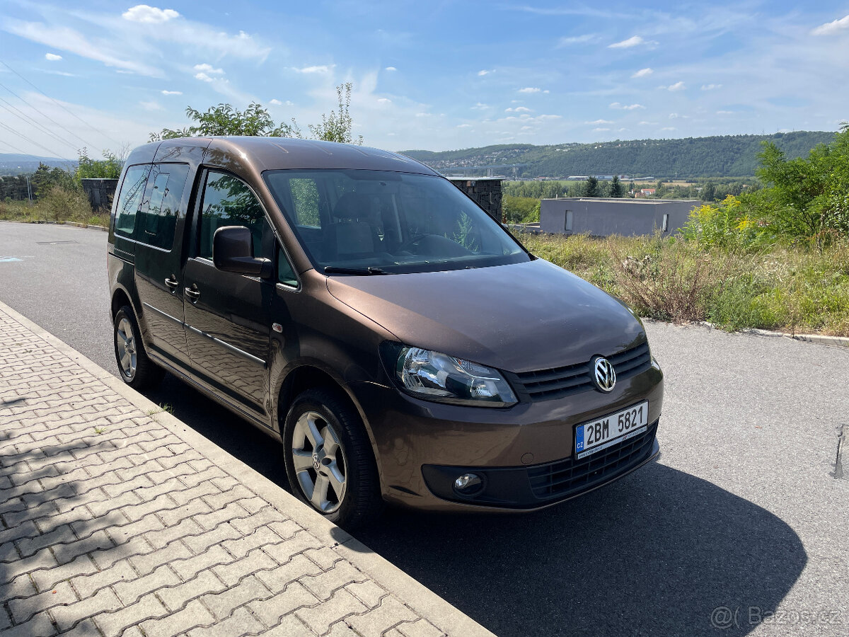VW Caddy: plošina pro vozíčkáře - 2