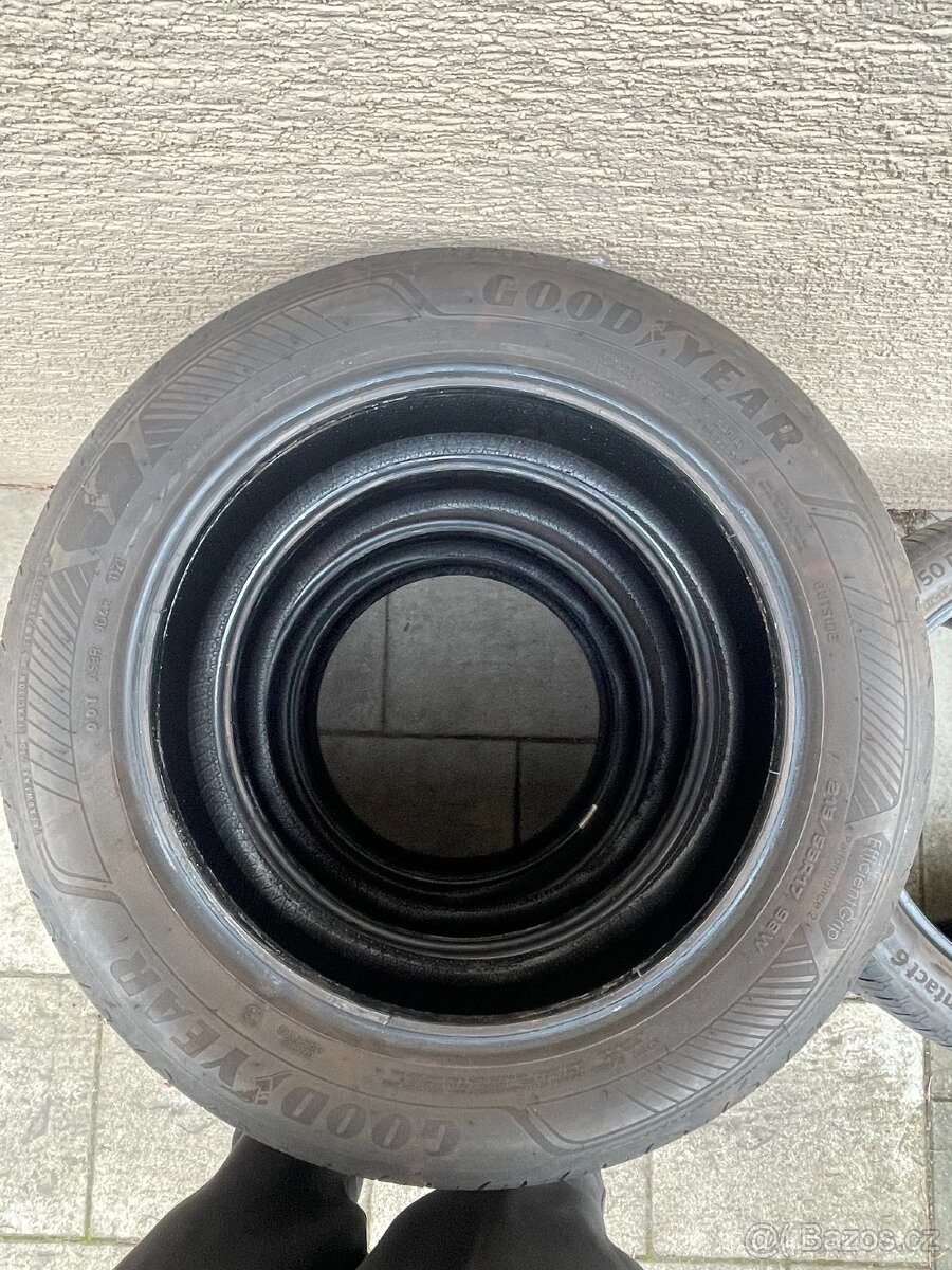 215/55/17 GoodYear letní sada - 2
