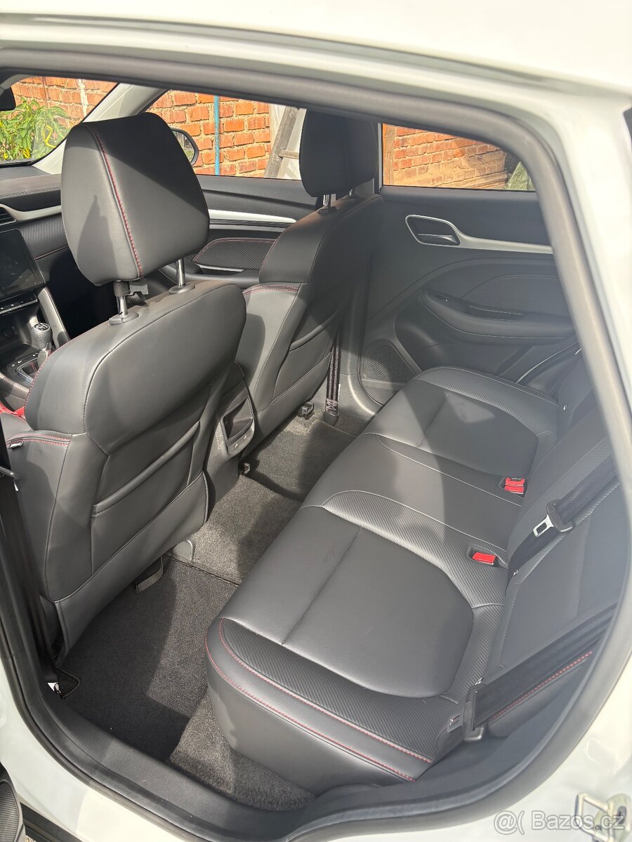 Prodám MG ZS 1.5 MT Emotion /T - 2