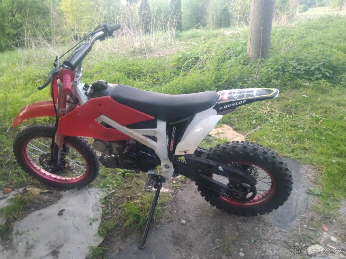 Prodám motorku kxd 125