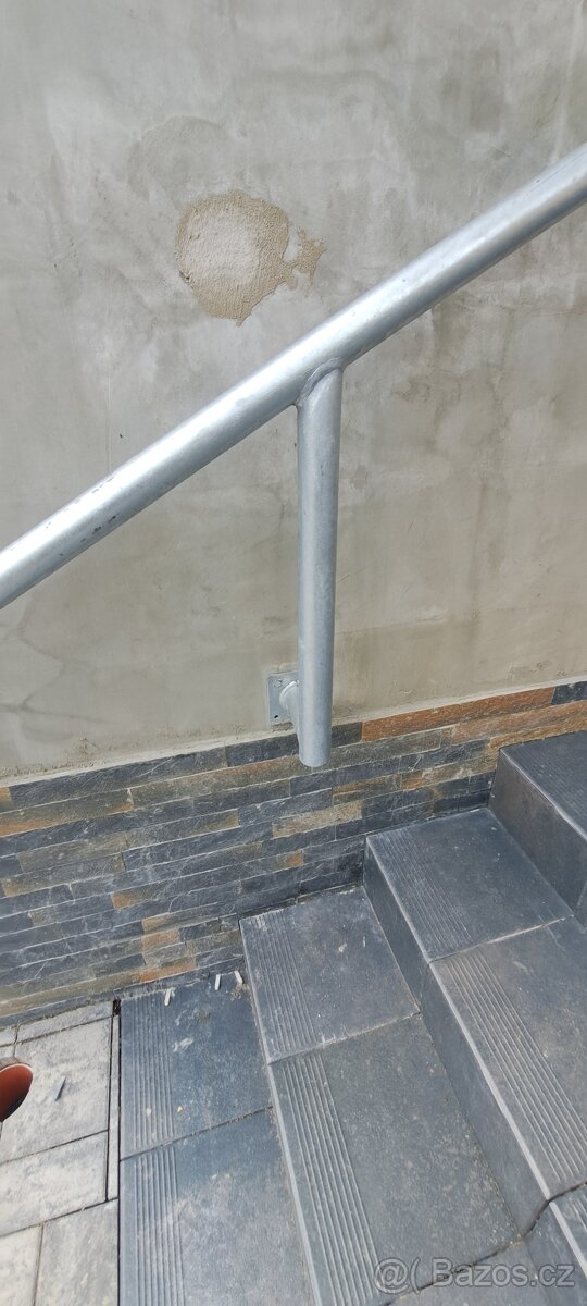 Prodám zábradlí na schody - 2