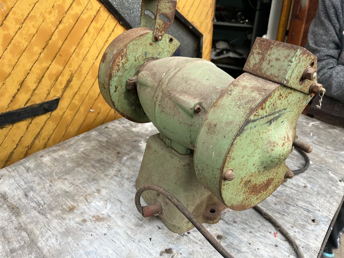 Dvoukotoučová bruska - 2