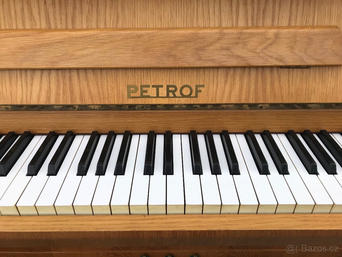 Klavír Petrof - 2