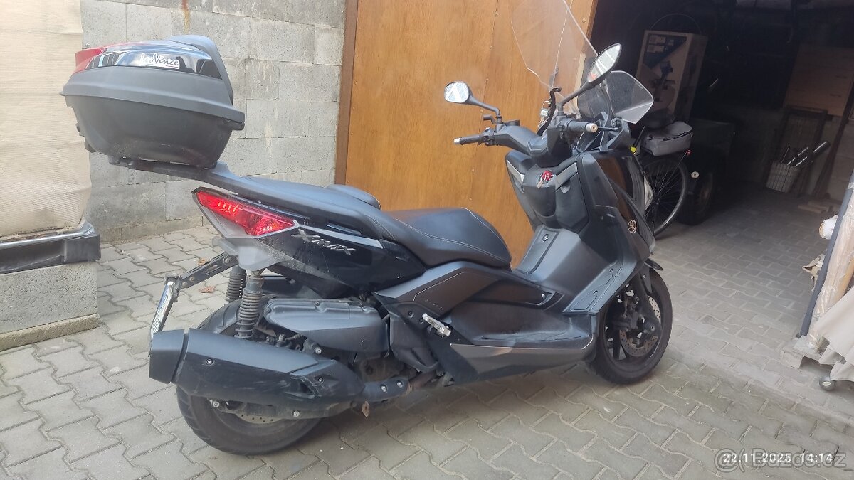 Yamaha X-Max 400 - 2