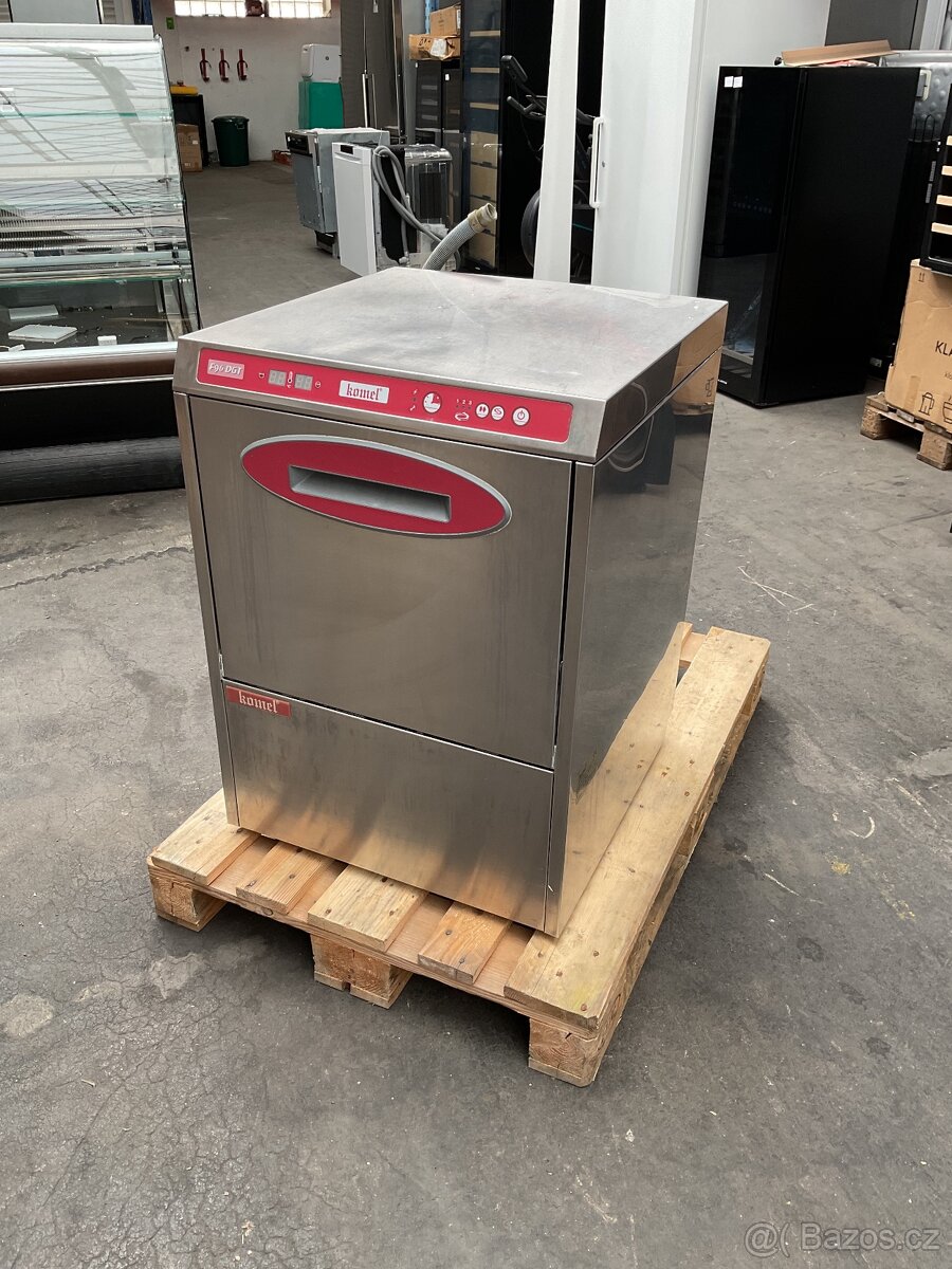 Myčka skla a drobného nádobí KOMEL F96 DGT. ZÁRUKA - 2