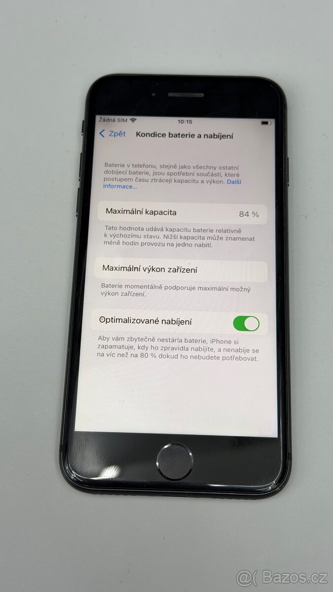 Apple iPhone 8 64GB black - baterie 84% - 2