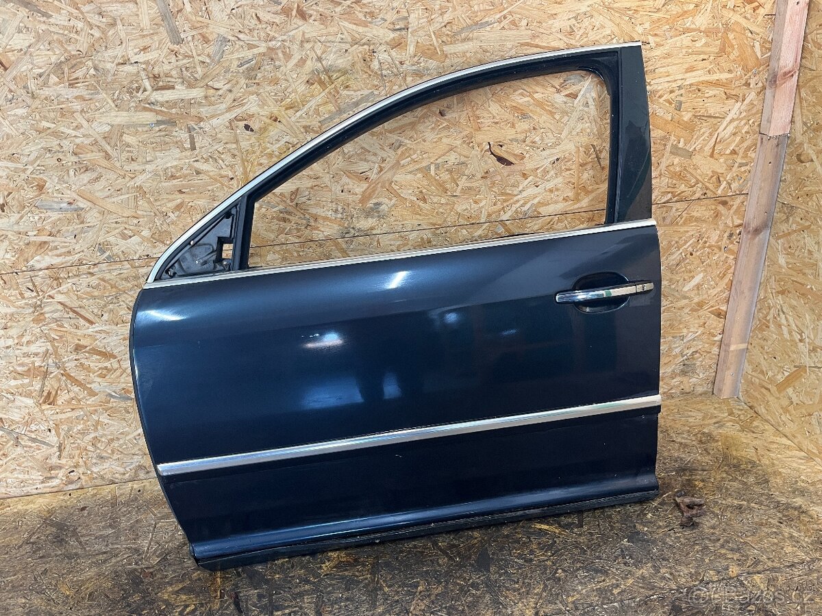 ODSTROJENÉ LEVÉ PŘEDNÍ DVEŘE VOLKSWAGEN PHAETON - 2