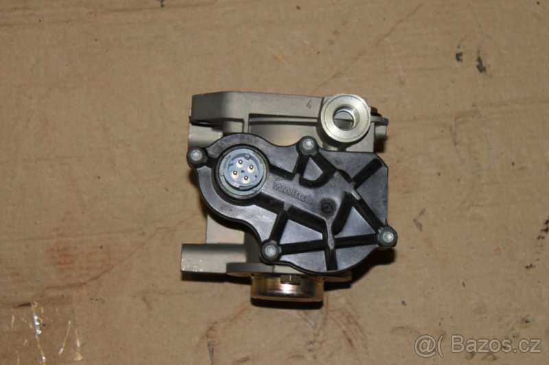 SLEVA - Brzdový ventil přívěsu/návěsu: - 2