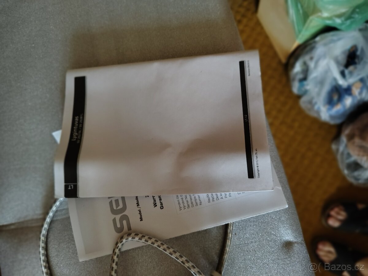 Nabízím žehlící prkno+žehlička - 2