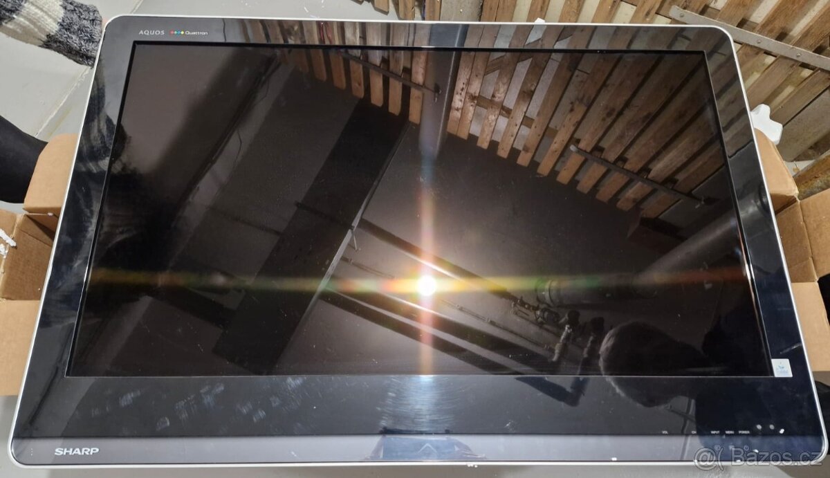 Televize SHARP LC-40LE810E - 2